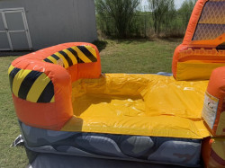 c2 1688997292 Construction Zone large bounce house w/slide combo (wet/dry)